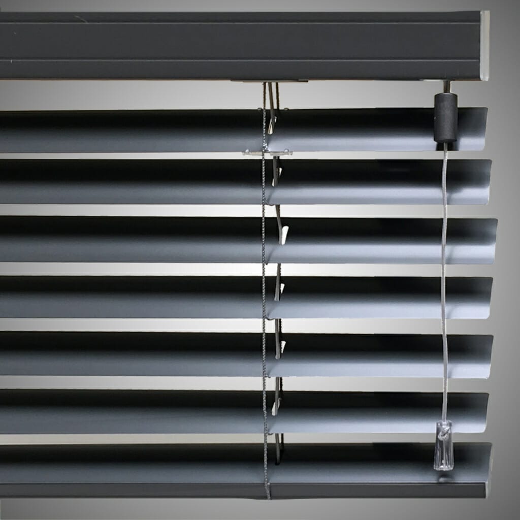 Gardinia Aluminium jaloezie om vast te klemmen, privacybescherming, alle montageonderdelen inbegrepen, aluminium jaloezie, zilver, 80 x 130 cm (BxH