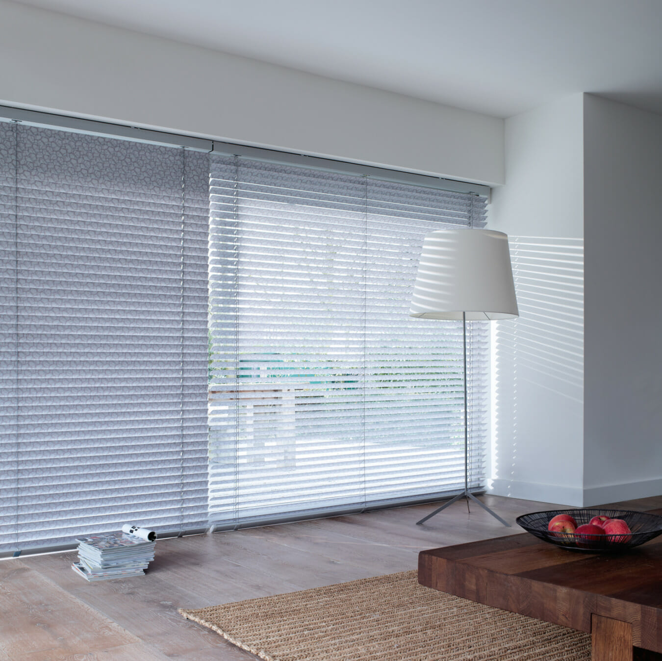 Slimme raamdecoratie - aluminium jaloezieën accumotoren - smarthome - MotionBlinds